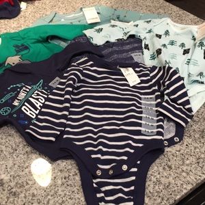 (6ITEMS) BABY BOY BLUE BUNDLE 3-6 months